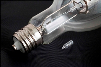 Topanga-APL-bulbcomparison-HID
